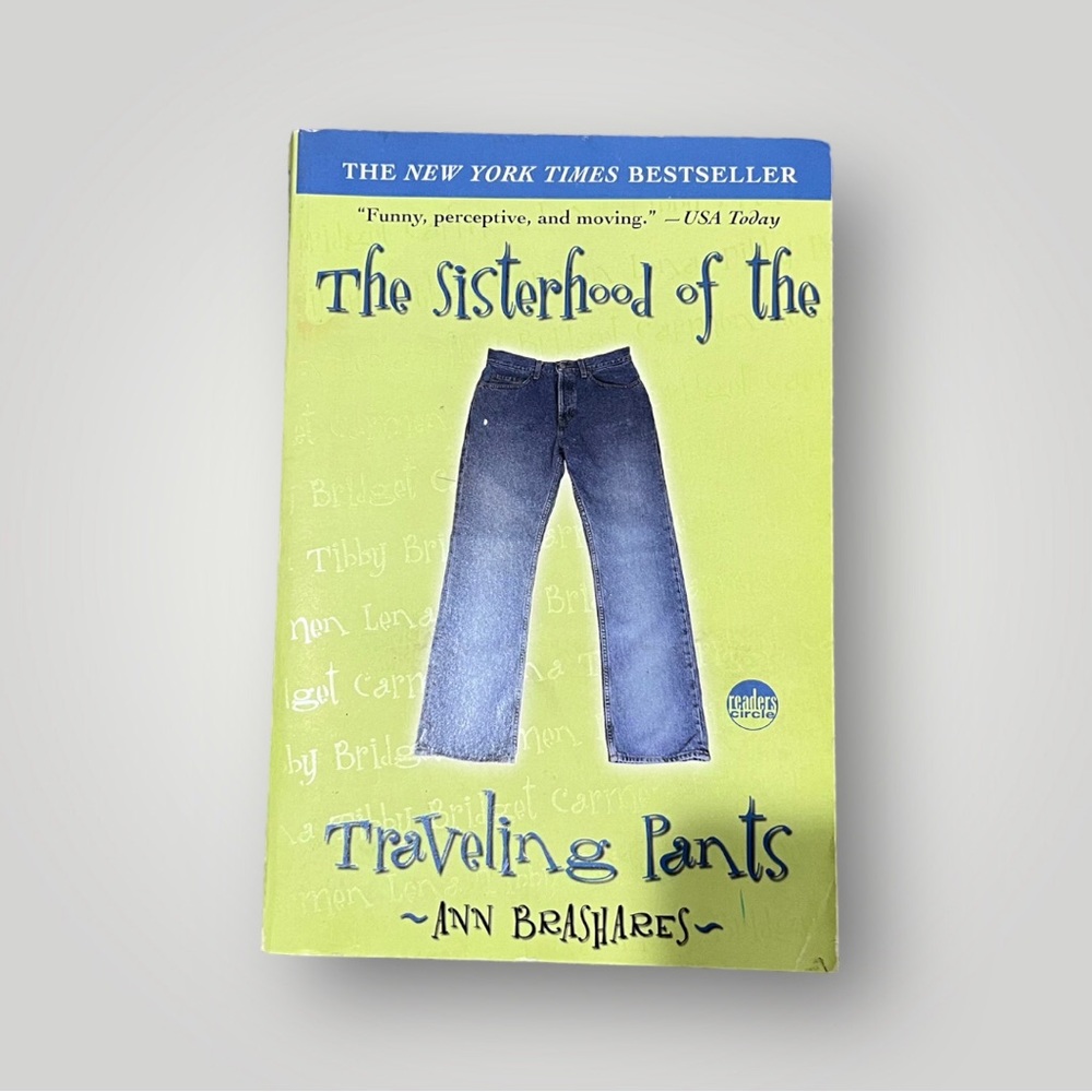 The Sisterhood of The Traveling‎ Pants paperback by Anna Brashares Book Novel